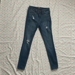 Hollister Ripped Jeans!